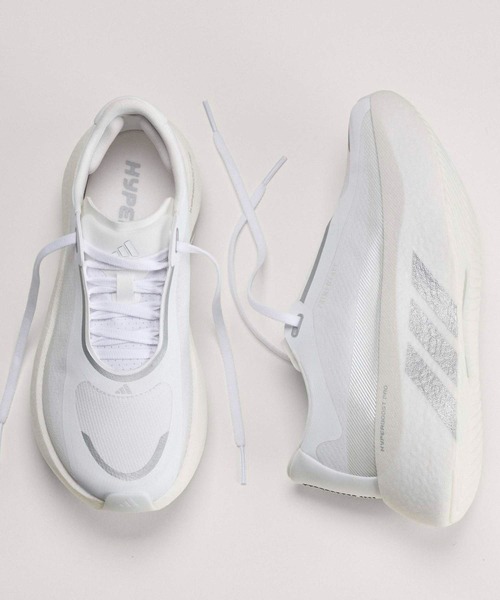 adidas(アディダス)の「ハイパーブースト エッジ ランニング / HYPERBOOST EDGE Running / ランニングシューズ / アディダス adidas(スニーカー・レディース・ホワイト×シルバー・22.0cm/22.5cm/23.0cm/23.5cm/24.0cm/24.5cm/25.0cm/25.5cm/26.0cm)」の9枚目の写真