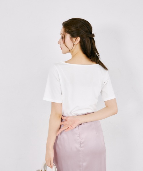 tocco closet(トッコ クローゼット)の「UVカット&接触冷感♪ドレープカットプルオーバー(Tシャツ/カットソー・レディース・ブラック/ダークグレー/オフホワイト・M)」の10枚目の写真