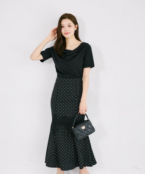 tocco closet(トッコ クローゼット)の「UVカット&接触冷感♪ドレープカットプルオーバー(Tシャツ/カットソー・レディース・ブラック/ダークグレー/オフホワイト・M)」の14枚目の写真
