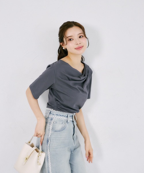 tocco closet(トッコ クローゼット)の「UVカット&接触冷感♪ドレープカットプルオーバー(Tシャツ/カットソー・レディース・ブラック/ダークグレー/オフホワイト・M)」の22枚目の写真