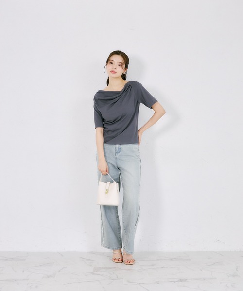 tocco closet(トッコ クローゼット)の「UVカット&接触冷感♪ドレープカットプルオーバー(Tシャツ/カットソー・レディース・ブラック/ダークグレー/オフホワイト・M)」の19枚目の写真