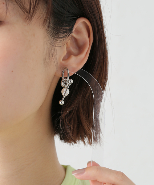 JUSTINE CLENQUET(ジュスティーヌクランケ)の「【JUSTINE CLENQUET/ジャスティーヌ クランケ】 PALMER EARRINGS SET:ピアス(両耳)(ピアス(両耳用)・レディース・シルバー・FREE)」の16枚目の写真