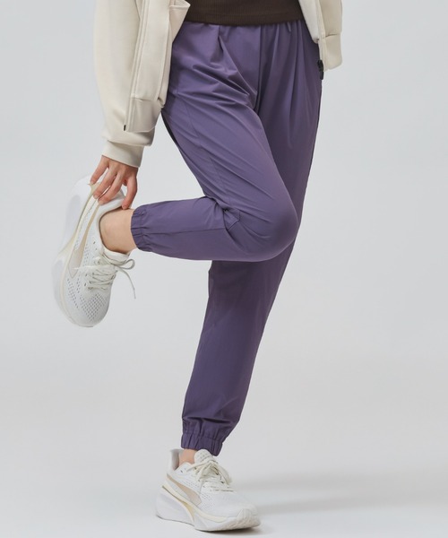 TIGORA(ティゴラ)の「ティゴラ TIGORA ストレッチカラーロングパンツ(その他パンツ・レディース・ダークパープル/グリーン・S/M/L/XL)」の2枚目の写真