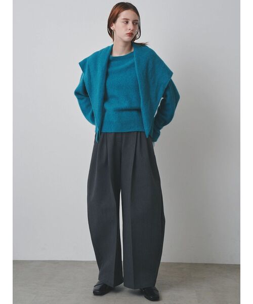 ELENDEEK(エレンディーク)の「タックコクーンワイドパンツ(その他パンツ・レディース・グレー/ブラック・2/1)」の10枚目の写真