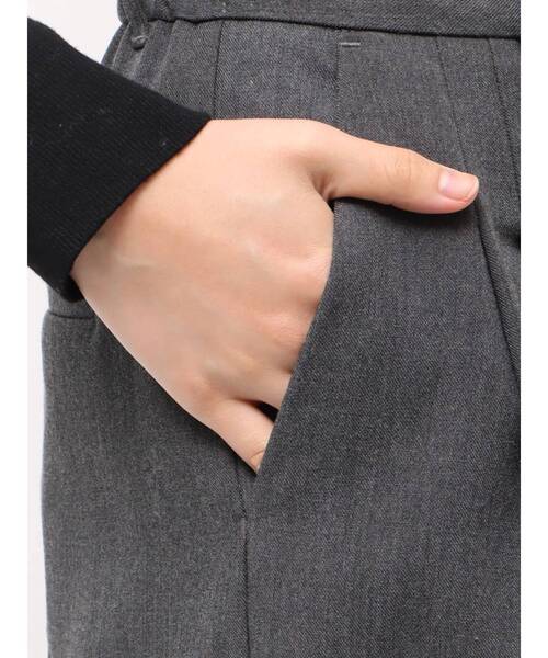 ELENDEEK(エレンディーク)の「タックコクーンワイドパンツ(その他パンツ・レディース・グレー/ブラック・2/1)」の15枚目の写真