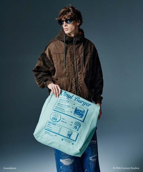 glamb(グラム)の「Vinyl Burger Bag / ヴァイナルバーガーバッグ(エコバッグ/サブバッグ・メンズ・ベージュ/ミント・FREE)」の9枚目の写真