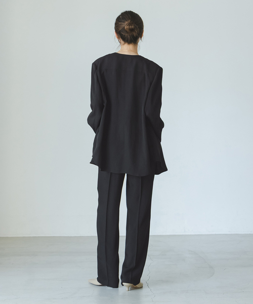 Noble(ノーブル)の「《WEB&一部店舗限定追加》ELENI/エルニ ライトクロスジャケット(ノーカラージャケット・レディース・キャメル/ブラック・38/36)」の5枚目の写真