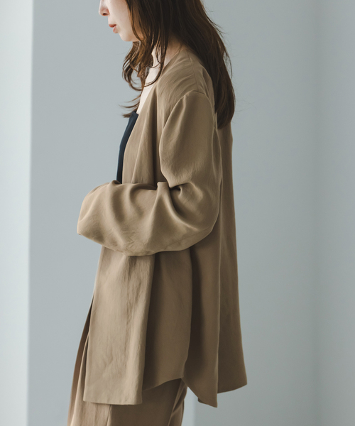 Noble(ノーブル)の「《WEB&一部店舗限定追加》ELENI/エルニ ライトクロスジャケット(ノーカラージャケット・レディース・キャメル/ブラック・38/36)」の12枚目の写真