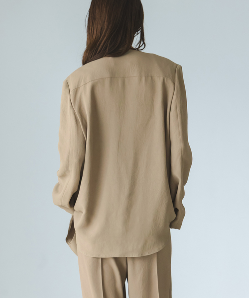 Noble(ノーブル)の「《WEB&一部店舗限定追加》ELENI/エルニ ライトクロスジャケット(ノーカラージャケット・レディース・キャメル/ブラック・38/36)」の17枚目の写真