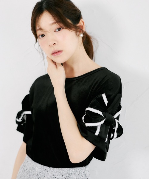 tocco closet(トッコ クローゼット)の「【ZOZO限定】袖リボンベロア半袖トップス(Tシャツ/カットソー・レディース・ブラック/ネイビー/グレー/アイボリー・M)」の12枚目の写真