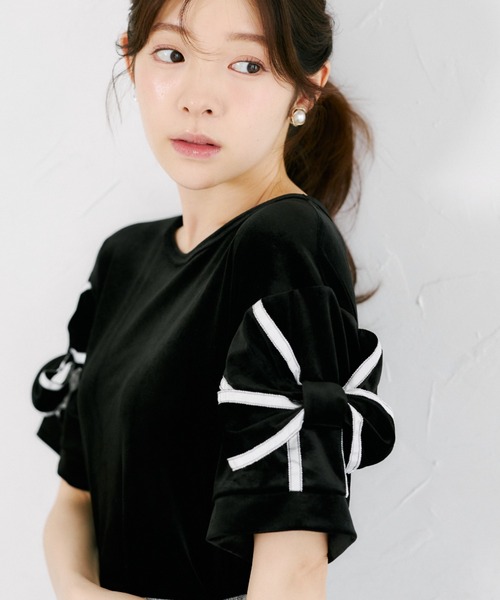 tocco closet(トッコ クローゼット)の「【ZOZO限定】袖リボンベロア半袖トップス(Tシャツ/カットソー・レディース・ブラック/ネイビー/グレー/アイボリー・M)」の13枚目の写真
