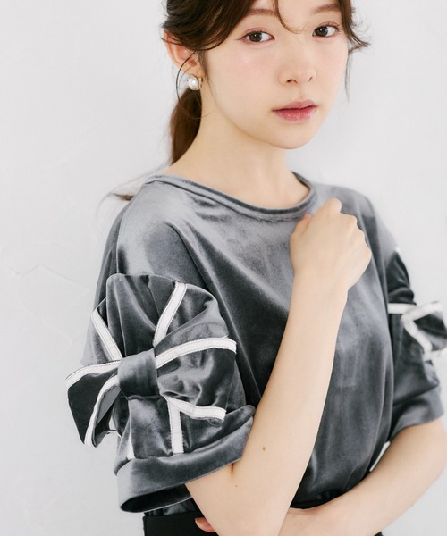 tocco closet(トッコ クローゼット)の「【ZOZO限定】袖リボンベロア半袖トップス(Tシャツ/カットソー・レディース・ブラック/ネイビー/グレー/アイボリー・M)」の19枚目の写真