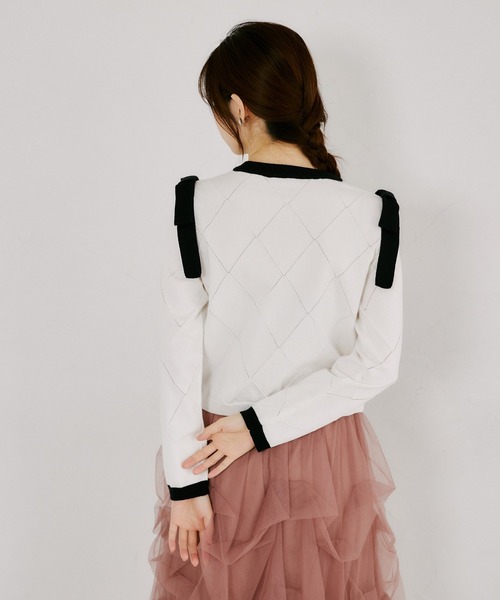 tocco closet（トッコ　クローゼット）の「肩リボン付き透かしアーガイルニットカーディガン（カーディガン/ボレロ・レディース・ブラック/オフホワイト・M）」の9枚目の写真