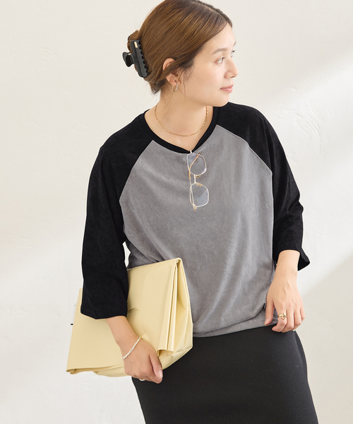 JOURNAL STANDARD(ジャーナルスタンダード)の「アセテートベロアラグランT(Tシャツ/カットソー・レディース・ネイビー/ブラックミックス・FREE)」の4枚目の写真