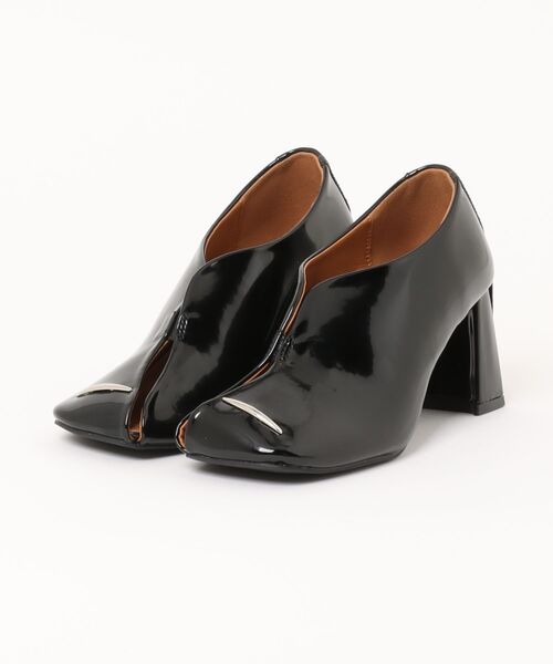 Bella lume(ベッラルーメ)の「【NK】【it】【Bella Lume(ベッラルーメ)】カッティングメタルパンプス(パンプス・レディース・ブラック/ワイン・LARGE/MEDIUM)」の1枚目の写真
