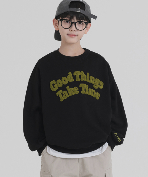 PIANER KIDS(ピアネールキッズ)の「ブークル刺繍オーバーサイズスウェット(ブラック)(スウェット・レディース・ブラック・L(140-150cm)/XL(150-160㎝)/S(120-130cm)/M(130-140cm))」の1枚目の写真