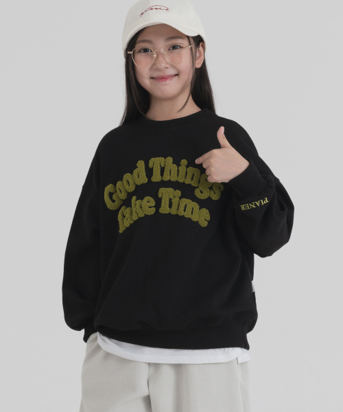 PIANER KIDS(ピアネールキッズ)の「ブークル刺繍オーバーサイズスウェット(ブラック)(スウェット・レディース・ブラック・L(140-150cm)/XL(150-160㎝)/S(120-130cm)/M(130-140cm))」の2枚目の写真
