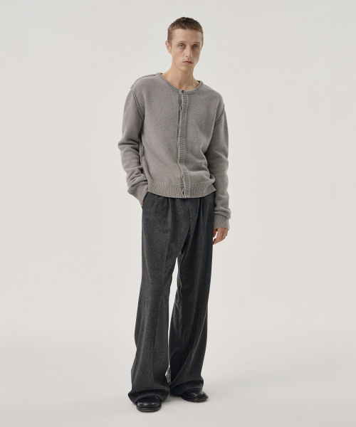 MMIC(エムエムアイシー)の「ARNO CARDIGAN (2カラー)(カーディガン/ボレロ・メンズ・チャコールグレー/ネイビー・MEDIUM/LARGE/X-LARGE)」の4枚目の写真
