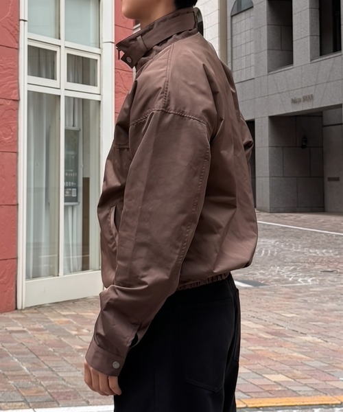 sedacle（セダクル）の「High Neck Blouson／ハイネック ブルゾン（ブルゾン・メンズ・ダークブラウン/ベージュ・SMALL/MEDIUM/LARGE）」の5枚目の写真