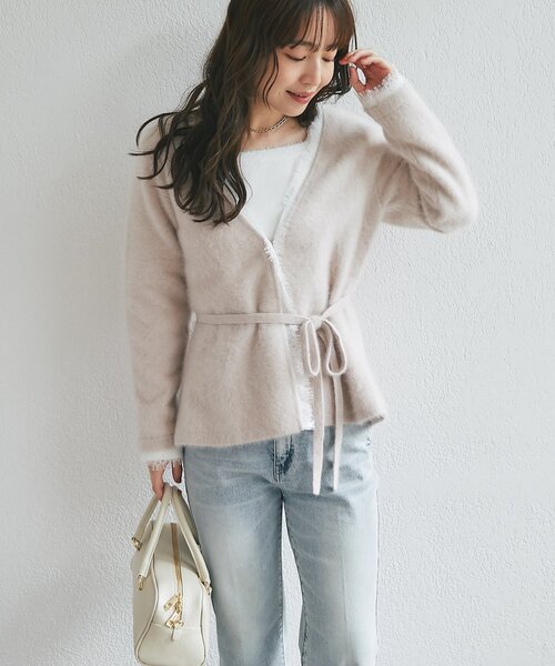 La boutique BonBon(ラブティックボンボン)の「【お上品ふわふわ】スクエアネックファーヤーントリムニット(ニット/セーター・レディース・ブラック/ホワイト/ライトグレー/サックスブルー・FREE)」の14枚目の写真