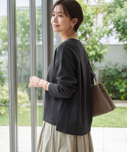 STYLE DELI(スタイルデリ)の「裏面ジャージーふんわりカットソープルオーバー(スウェット・レディース・ブラック/カーキ/ホワイト・FREE)」の6枚目の写真