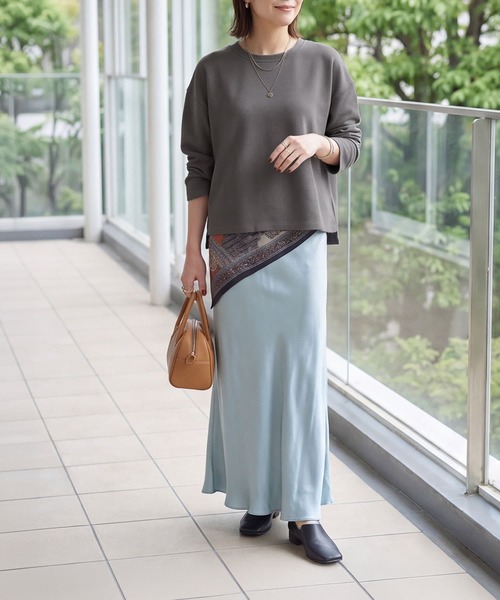 STYLE DELI(スタイルデリ)の「裏面ジャージーふんわりカットソープルオーバー(スウェット・レディース・ブラック/カーキ/ホワイト・FREE)」の12枚目の写真