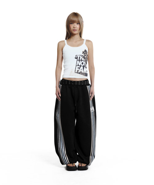 AAKAM（アーカム）の「Line Taped Track Pants (Black)（スウェットパンツ・レディース・その他・1/2）」の6枚目の写真