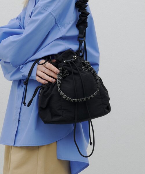 CIAOPANIC TYPY（チャオパニックティピー）の「:【ZOZO限定】ギャザーデザインナイロン巾着BAG（ショルダーバッグ・レディース・ブラック/サックスブルー/カーキ・ONE SIZE）」の8枚目の写真
