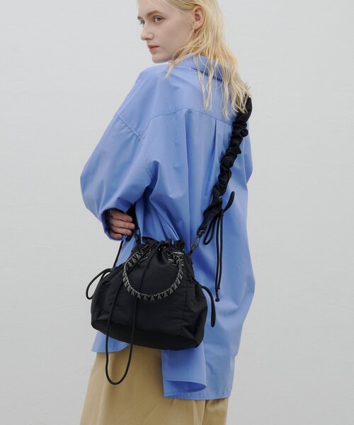CIAOPANIC TYPY（チャオパニックティピー）の「:【ZOZO限定】ギャザーデザインナイロン巾着BAG（ショルダーバッグ・レディース・ブラック/サックスブルー/カーキ・ONE SIZE）」の9枚目の写真