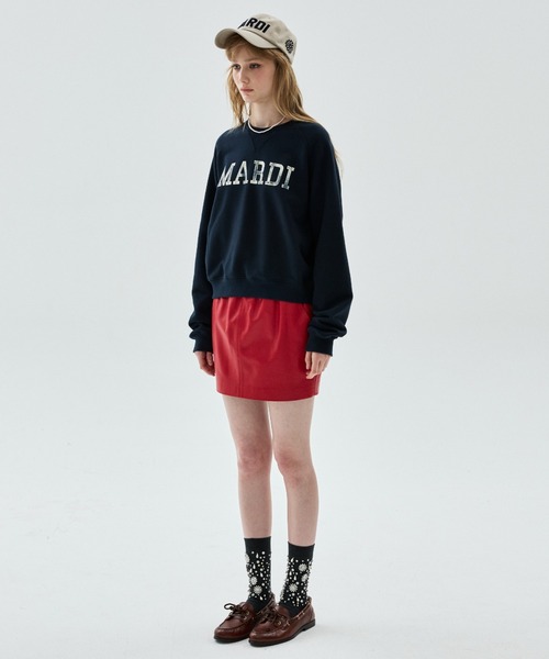 Mardi Mercredi（マルディメクルディ）の「CROPPED SWEATSHIRT RAGLAN MARDI SERIF LOGO / クロップド スウェットシャツ ラグラン マルディ セリフ ロゴ（スウェット・レディース・ブラック/ネイビー/ライトブラウン/グレー・FREE）」の15枚目の写真