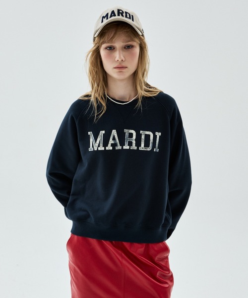 Mardi Mercredi（マルディメクルディ）の「CROPPED SWEATSHIRT RAGLAN MARDI SERIF LOGO / クロップド スウェットシャツ ラグラン マルディ セリフ ロゴ（スウェット・レディース・ブラック/ネイビー/ライトブラウン/グレー・FREE）」の9枚目の写真