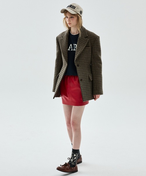 Mardi Mercredi（マルディメクルディ）の「CROPPED SWEATSHIRT RAGLAN MARDI SERIF LOGO / クロップド スウェットシャツ ラグラン マルディ セリフ ロゴ（スウェット・レディース・ブラック/ネイビー/ライトブラウン/グレー・FREE）」の17枚目の写真