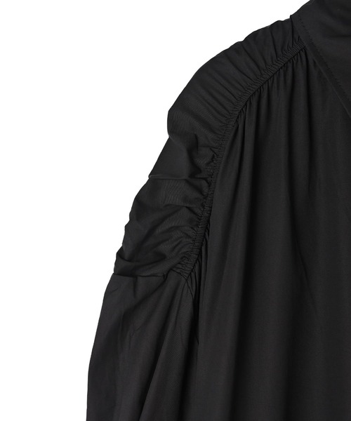 STYLE DELI(スタイルデリ)の「【BLK001】バックレスカットアウトシャツワンピース(ワンピース・レディース・ブラック・FREE)」の4枚目の写真