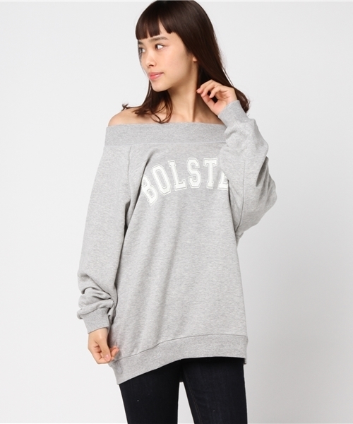 Honeys（ハニーズ）の「オフショルロゴスウェットプルオーバー（スウェット・レディース・ブラック/ピンク/オフホワイト/ブルー/グレー・M/L）」の3枚目の写真