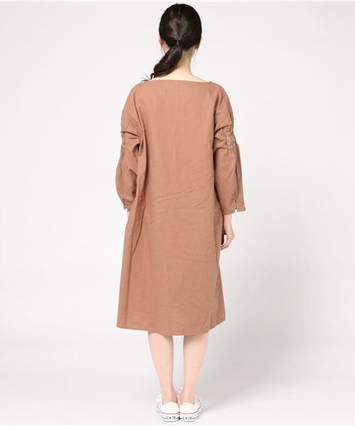 LBC（エルビーシー）の「袖ボリュームサックワンピース               （ワンピース・レディース・ピンク/グレー・LARGE/MEDIUM）」の9枚目の写真