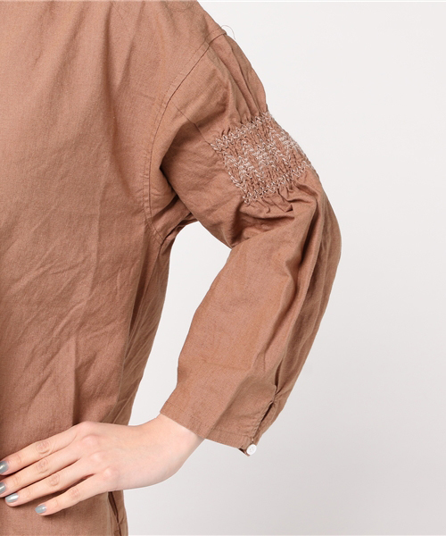 LBC（エルビーシー）の「袖ボリュームサックワンピース               （ワンピース・レディース・ピンク/グレー・LARGE/MEDIUM）」の3枚目の写真