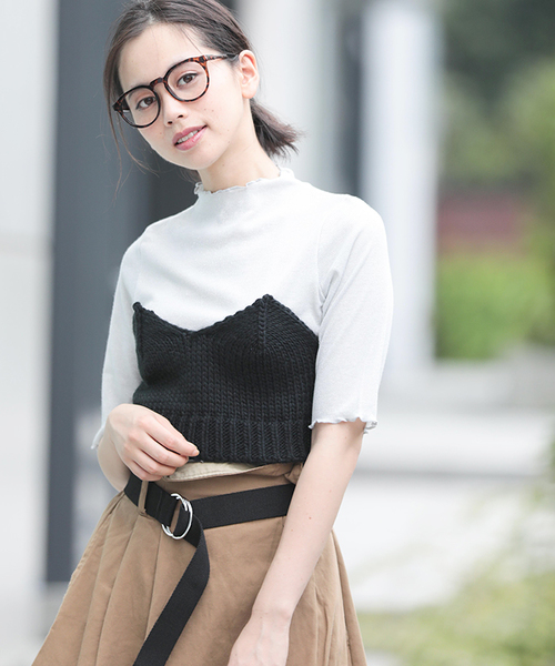 DuKKah（デュカ）の「Dukkah/カラーロービングニットビスチェ（ニット/セーター・レディース・オフホワイト/ブラック/サックスブルー/ピンク/杢グレー/マスタード・FREE）」の2枚目の写真