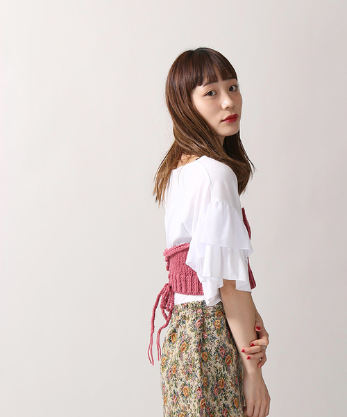 DuKKah（デュカ）の「Dukkah/カラーロービングニットビスチェ（ニット/セーター・レディース・オフホワイト/ブラック/サックスブルー/ピンク/杢グレー/マスタード・FREE）」の9枚目の写真