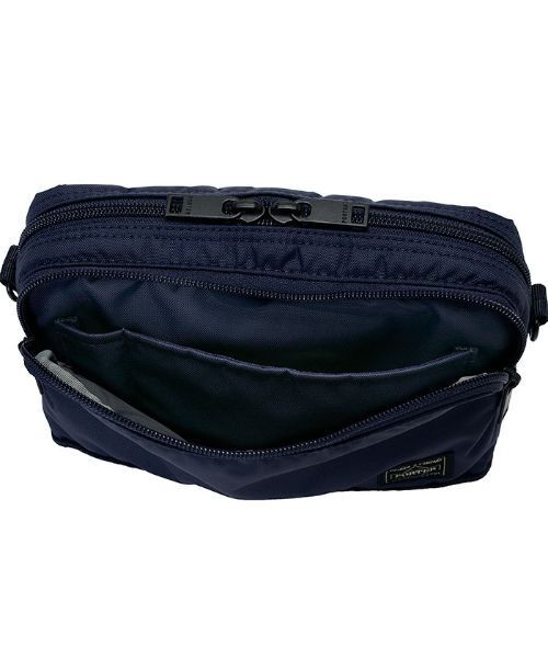 PORTER(ポーター)の「フラッシュ ショルダーバッグ(ショルダーバッグ・メンズ・ブラック/ネイビー・FREE)」の5枚目の写真