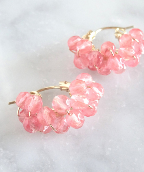 TONE SELECT GOODS(トーンセレクトグッズ)の「【marinaJEWELRY】14kgf/Cherry Quartz wrapped hoop pierced earring(ピアス(両耳用)・レディース・ピンク・FREE)」の3枚目の写真