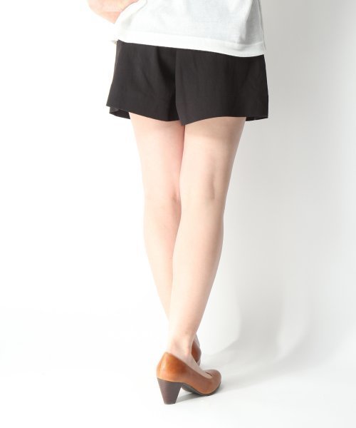 GLOBAL WORK(グローバルワーク)の「【GLOBAL WORK】TRタックキュロット(その他パンツ・レディース・グレー/ブラック・MEDIUM/LARGE)」の4枚目の写真