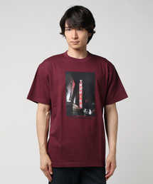 SURREAL�i�V�������A���j�́uSMITH�iT�V���c/�J�b�g�\�[�j�v