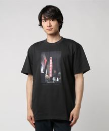 SURREAL�i�V�������A���j�́uSMITH�iT�V���c/�J�b�g�\�[�j�v