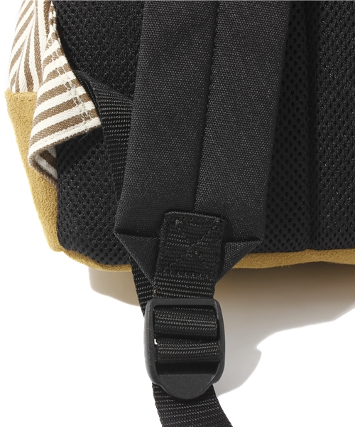 OUTDOOR PRODUCTS（アウトドアプロダクツ）の「[アウトドア]OUTDOOR ストライプバックパック（バックパック/リュック・レディース・ブラウン/ネイビー・フリー）」の5枚目の写真