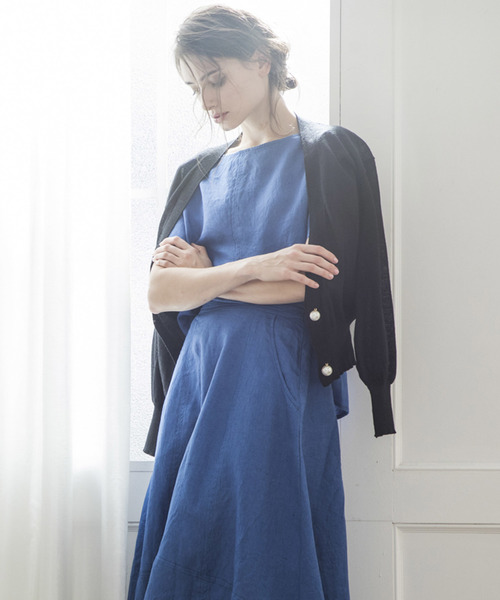 Emma Taylor（エマテイラー）の「14Gパールボタンコンパクトカーディガン（カーディガン/ボレロ・レディース・ホワイト/ブラック/グリーン・FREE）」の2枚目の写真