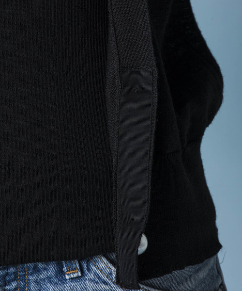 Emma Taylor（エマテイラー）の「14Gパールボタンコンパクトカーディガン（カーディガン/ボレロ・レディース・ホワイト/ブラック/グリーン・FREE）」の6枚目の写真