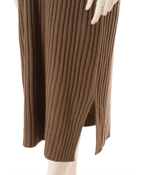 fifth（フィフス）の「Vネックリブニットロングワンピース（ワンピース・レディース・スモークピンク/モカ・MEDIUM）」の9枚目の写真