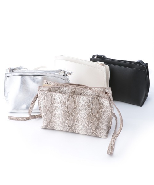 GLOBAL WORK（グローバルワーク）の「ラクカルショルダー/861860（ショルダーバッグ・レディース・ブラック/ライトグレー/オフホワイト/ライトベージュ・FREE）」の16枚目の写真