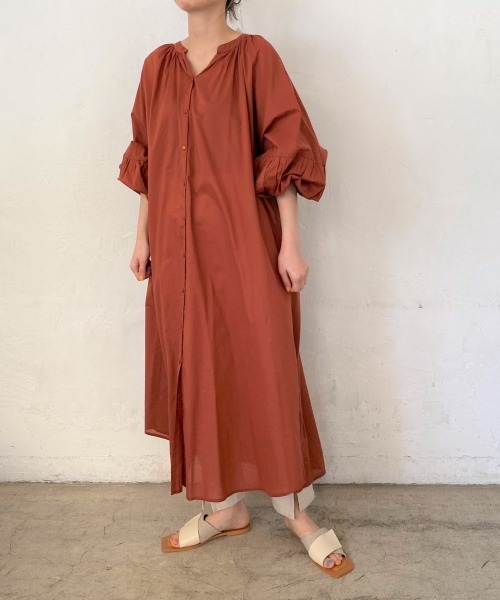 LOWRYS FARM（ローリーズファーム）の「ボイルワンピース／７Ｓ　886442（ワンピース・レディース・オフホワイト/イエロー/ブラック/パープル/ブラウン/ブルー・FREE）」の4枚目の写真