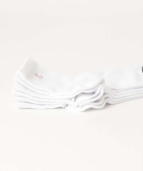 Champion(チャンピオン)の「【CHAMPION/チャンピオン】Wハーフレングスソックスシシュウ3P CWSCS201 ワンポイント刺繍 靴下 3足組(ソックス/靴下・レディース・ホワイト/ブラック/グレー/ベージュ・SMALL)」の5枚目の写真